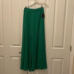 Lulu's Green Wide Leg Harem Pants